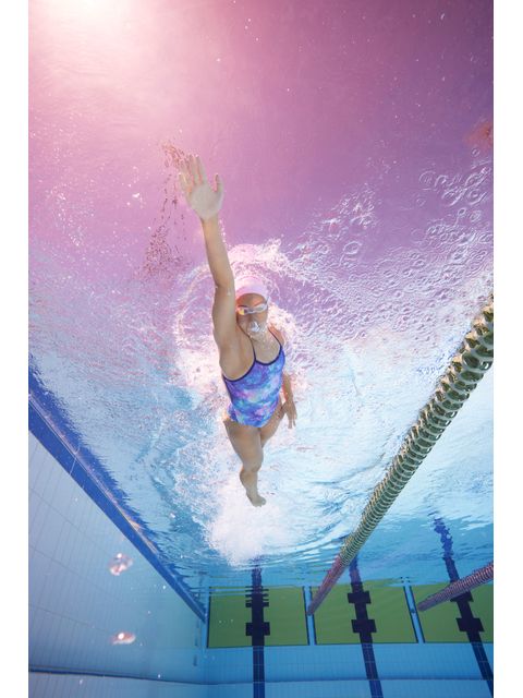 AMANZI Astra Proback One Piece