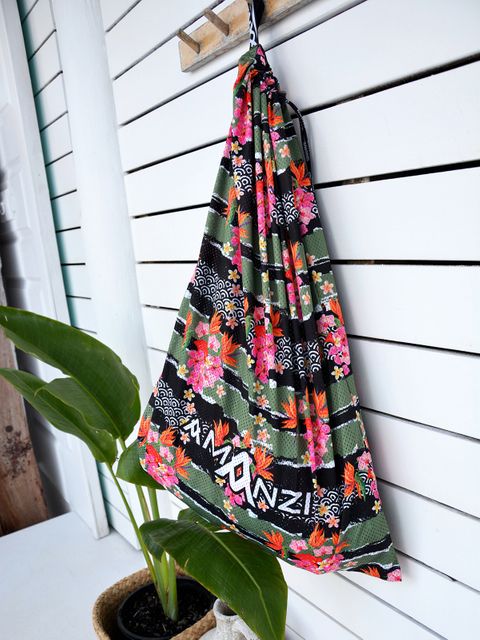 AMANZI Desert Blossom Mesh Bag