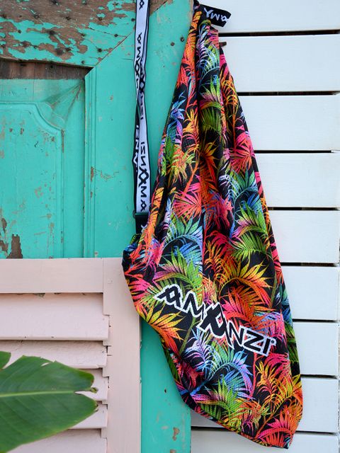 AMANZI Electric Oasis Mesh Bag