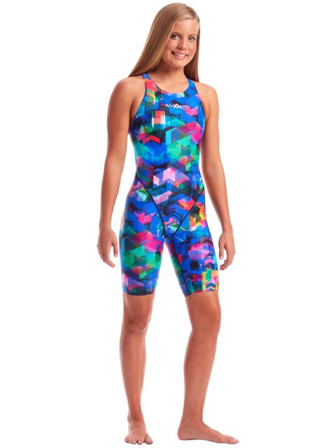 AMANZI Womens Free Flow Kneelength