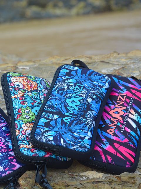 AMANZI Troposphere Neoprene Case